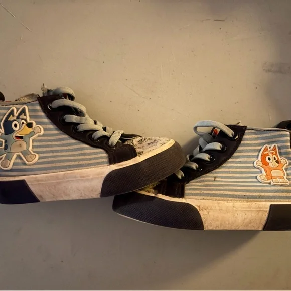 Playful Cartoon Kids Sneakers - Light Blue and White - Picture 3 of 4